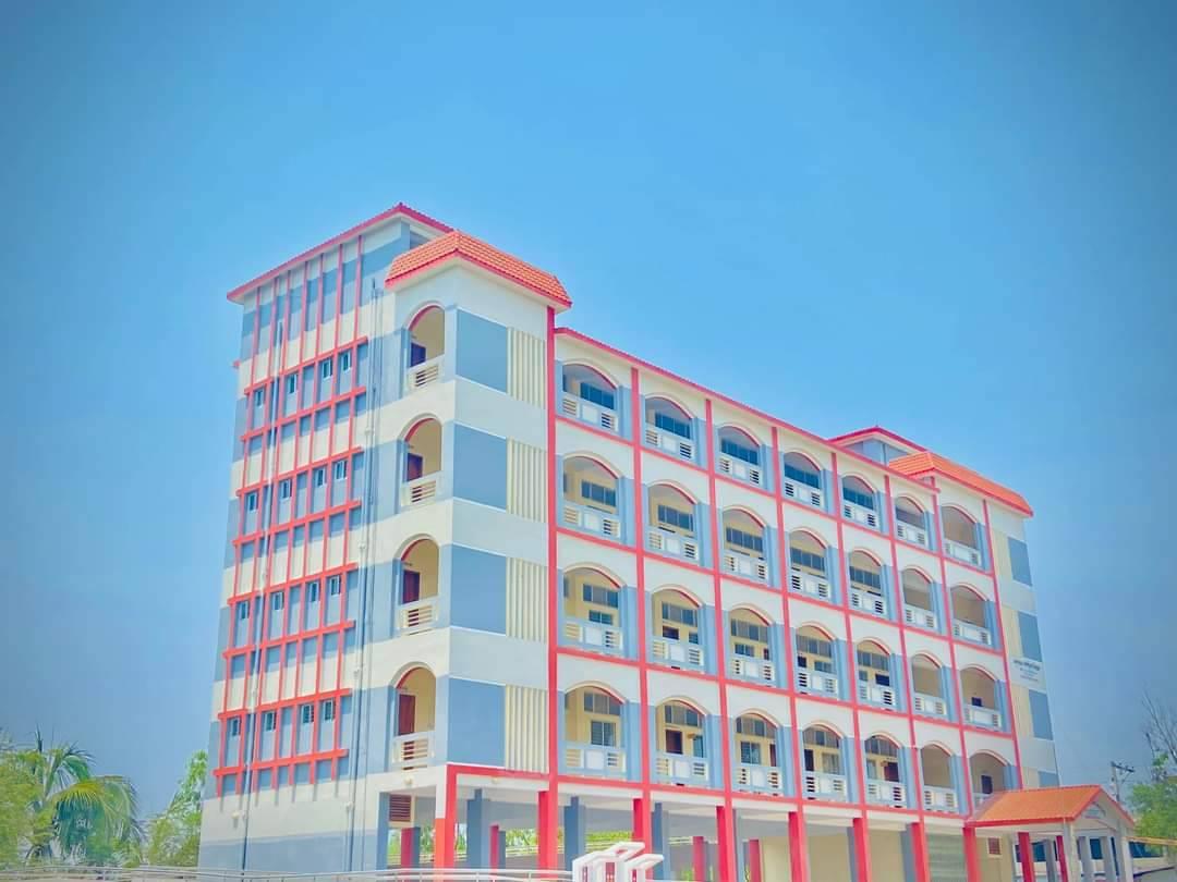 Shawkatnagar High School